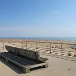 Mobil Proche Du Paradis Des Plages Camping