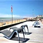 Camping Mobil Proche Du Paradis Des Plages *