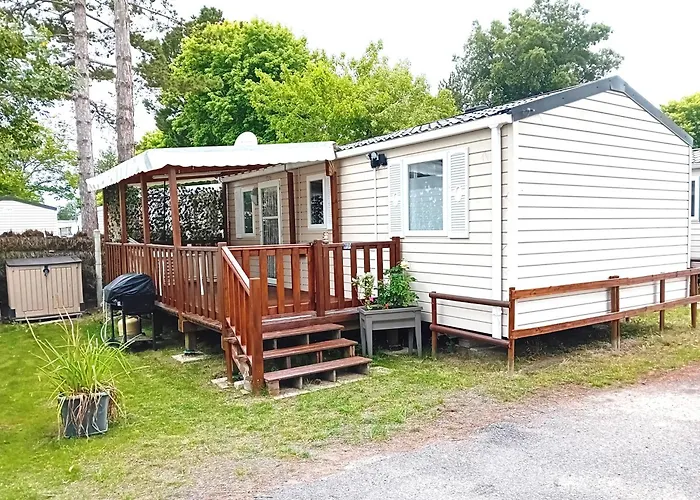 Mobil Proche Du Paradis Des Plages *