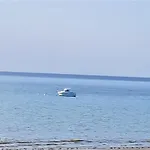 Mobil Proche Du Paradis Des Plages * Сен-Жан-де-Мон
