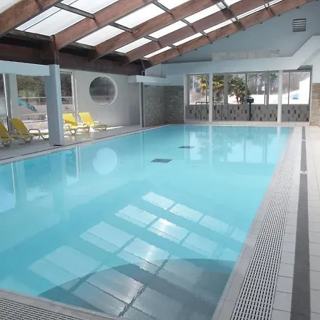 Mobil Proche Du Paradis Des Plages *