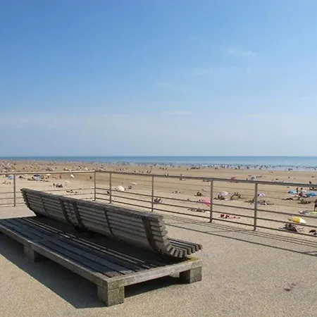 Mobil Proche Du Paradis Des Plages Кемпинг