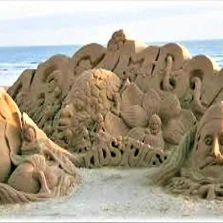 Mobil Proche Du Paradis Des Plages Кемпинг