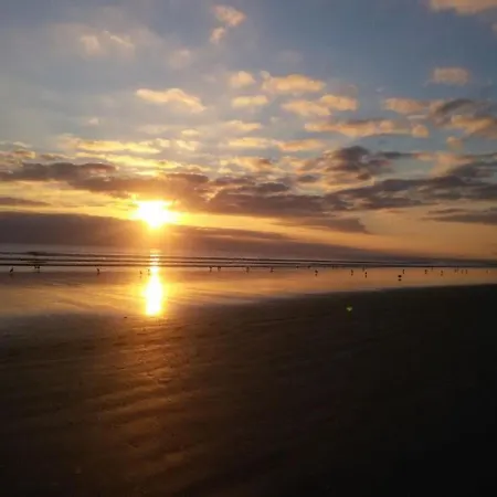 Mobil Proche Du Paradis Des Plages Сен-Жан-де-Мон