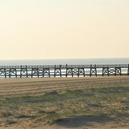 Mobil Proche Du Paradis Des Plages Сен-Жан-де-Мон