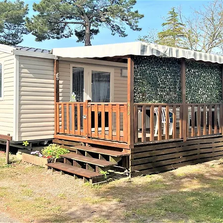 Mobil Proche Du Paradis Des Plages Кемпинг