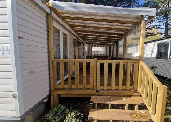 Camping Mobil Proche Du Paradis Des Plages